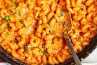 Creamy Spicy One-Pot Mac and Cheese Recipe