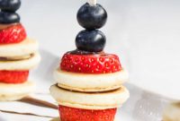 Mini Pancake Skewers: Bite-Sized Brunch Skewers with Fruit and Syrup