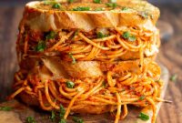 Spaghetti Grilled Cheese Sandwich Recipe: Crispy, Gooey Twist