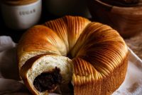 Fluffy Wool Bread Filled with Sweet Red Bean Paste