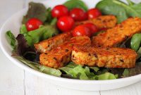 Maple-Glazed Tempeh Salad with Cherry Tomatoes & Baby Greens (Vegan, Gluten-Free)