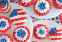 4 Creative Patriotic Cupcake Decorating Ideas