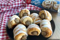 Savory Breakfast Pigs in a Blanket Recipe and Tips