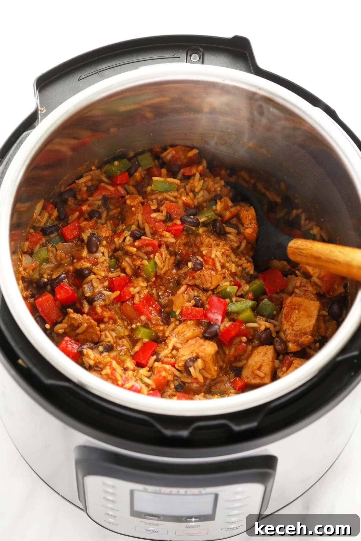 Instant Pot Chicken Burrito Bowls with Cilantro Lime Rice 2 img 121727 5
