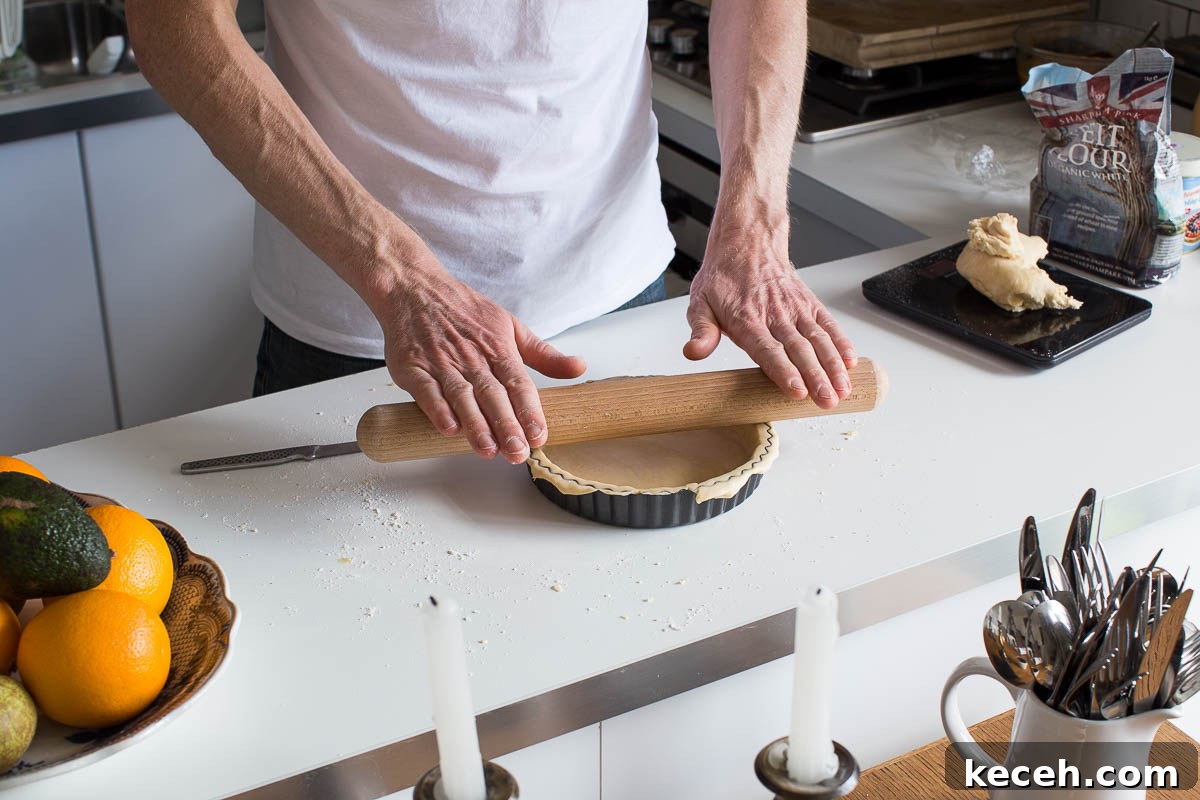 Rolled spelt pastry in tart tin