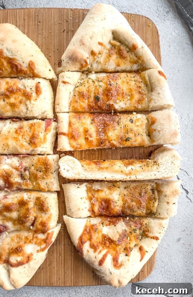 Oval Pizza Boats: How to Make Stuffed Pizza Boats at Home 2 Oval Pizza Boats