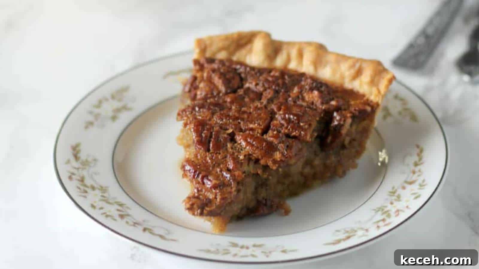 15 Nostalgic Pie Recipes with Buttery Flaky Crusts 2 Southern Pecan Pie