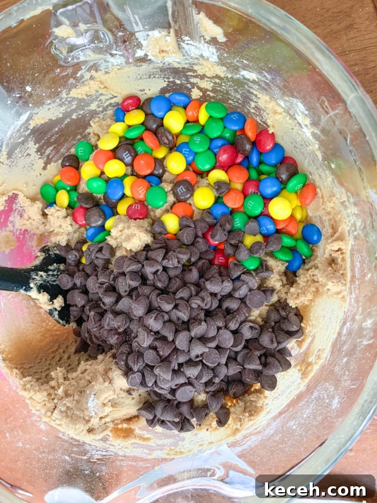 Peanut Butter Cookie Bars with M&M's: Chewy Chocolate Candy Bars 5 Ingredients for the M&M Peanut Butter Cookie Bars