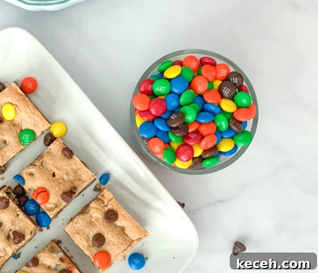 Peanut Butter Cookie Bars with M&M's: Chewy Chocolate Candy Bars 7 M&Ms for the M&M Peanut Butter Cookie Bars