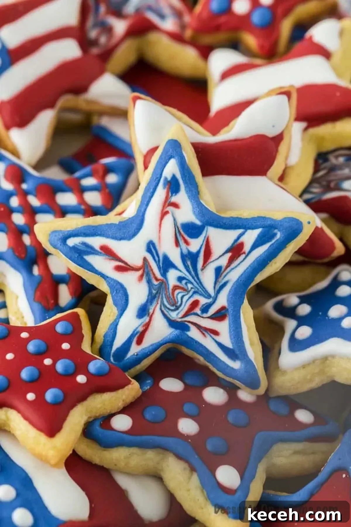 4th of July sugar cookies on a platter. 