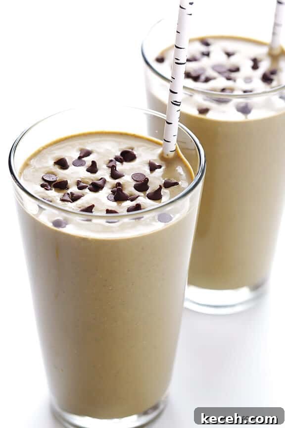 Chocolate Peanut Butter Green Smoothie | gimmesomeoven.com