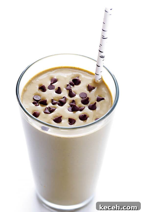 Chocolate Peanut Butter Green Smoothie | gimmesomeoven.com