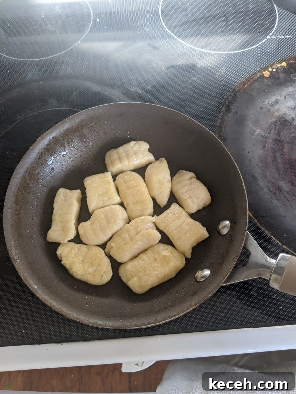 Homemade Cauliflower Gnocchi Recipe for Tender, Crispy Bites 9 img 3257 8