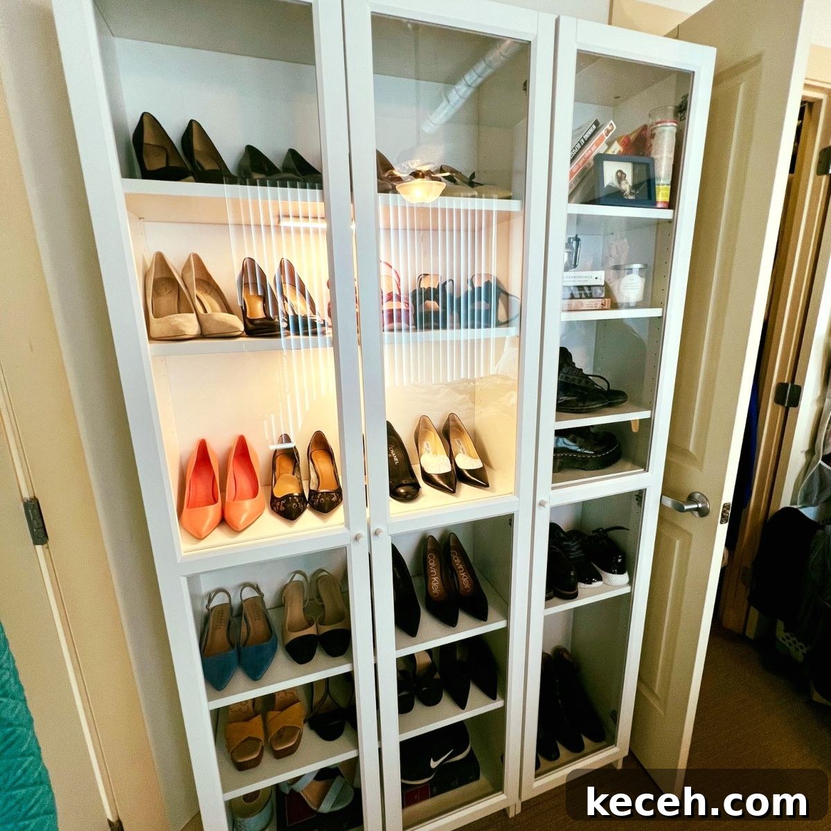 21 Clever Shoe Storage Ideas for Overcrowded Closets 22 20. Bookcase