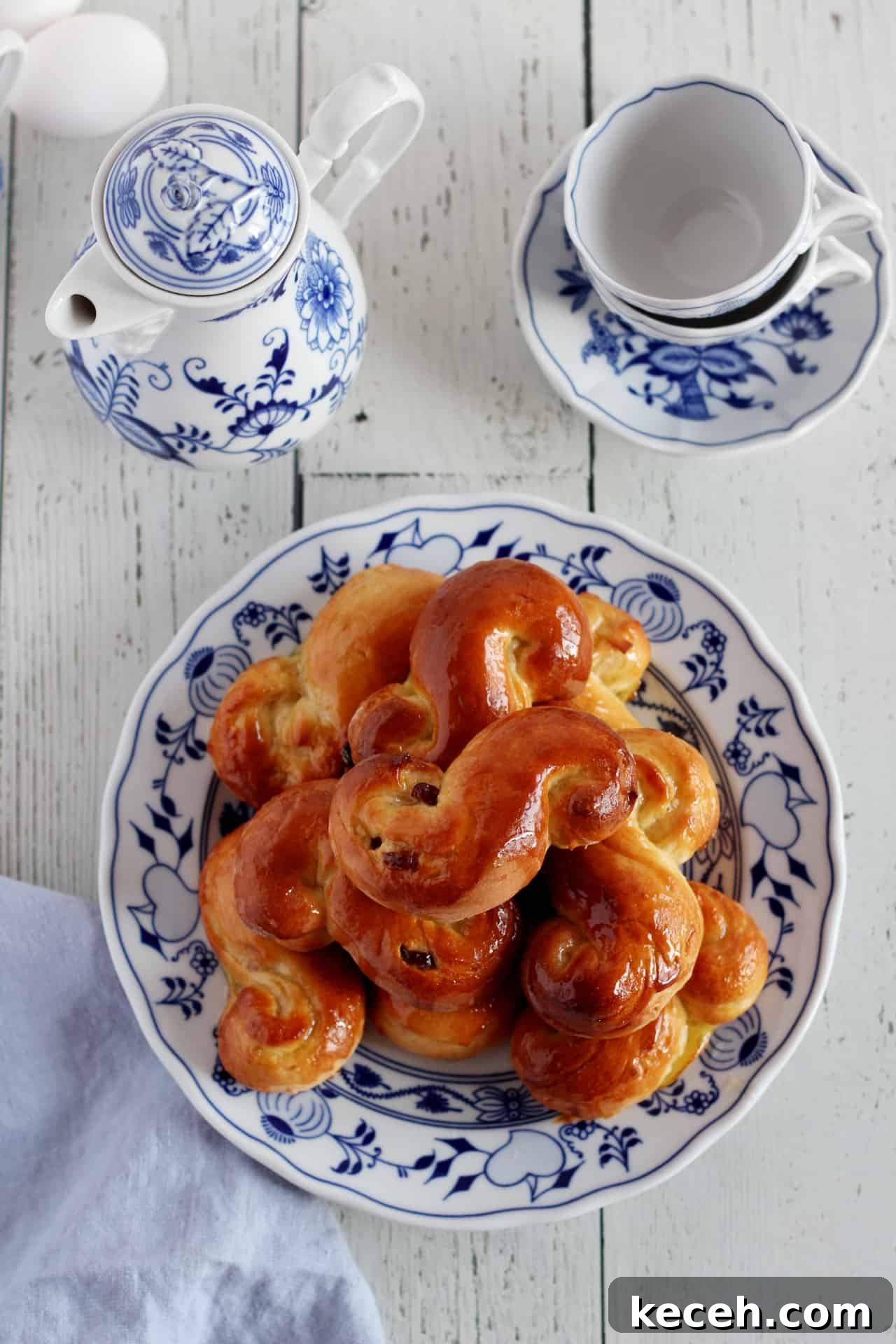 Czech Easter Traditions from My Home: Customs, Foods & Crafts 5 sweet pastry jidase