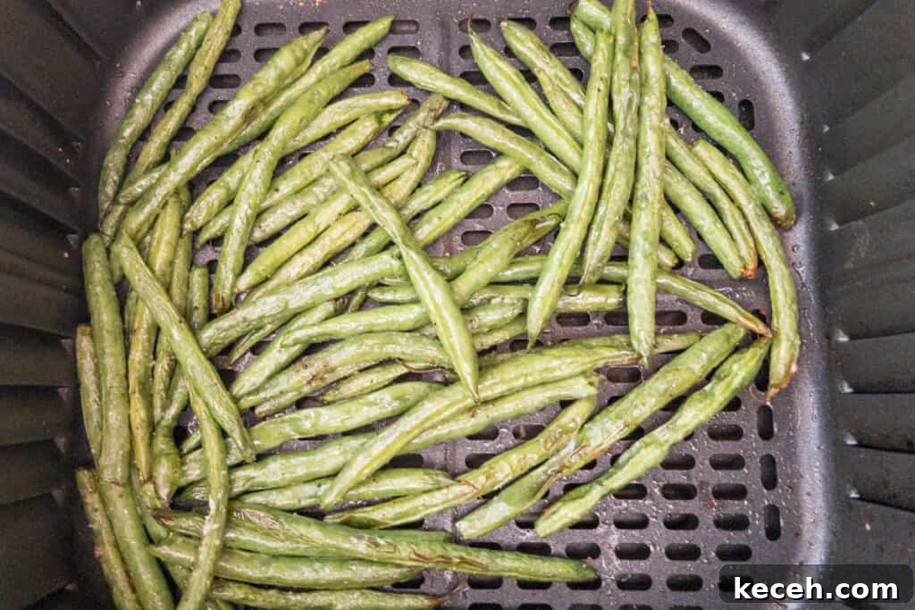 Green Beans Cooked in Basket