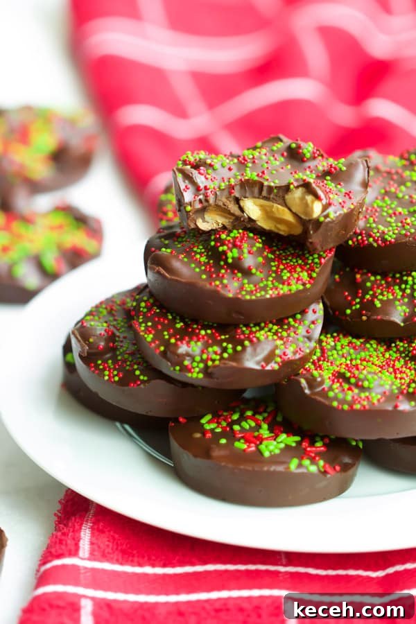 christmas-almond-chocolate-cups - These Christmas Almond Chocolate Cups are made with only 3-Ingredients and they require no baking. It's ultra-easy to make, delicious, gluten-free and vegan too! christmas-almond-chocolate-cups - These Christmas Almond Chocolate Cups are made with only 3-Ingredients and they require no baking. It's ultra-easy to make, delicious, gluten-free and vegan too!