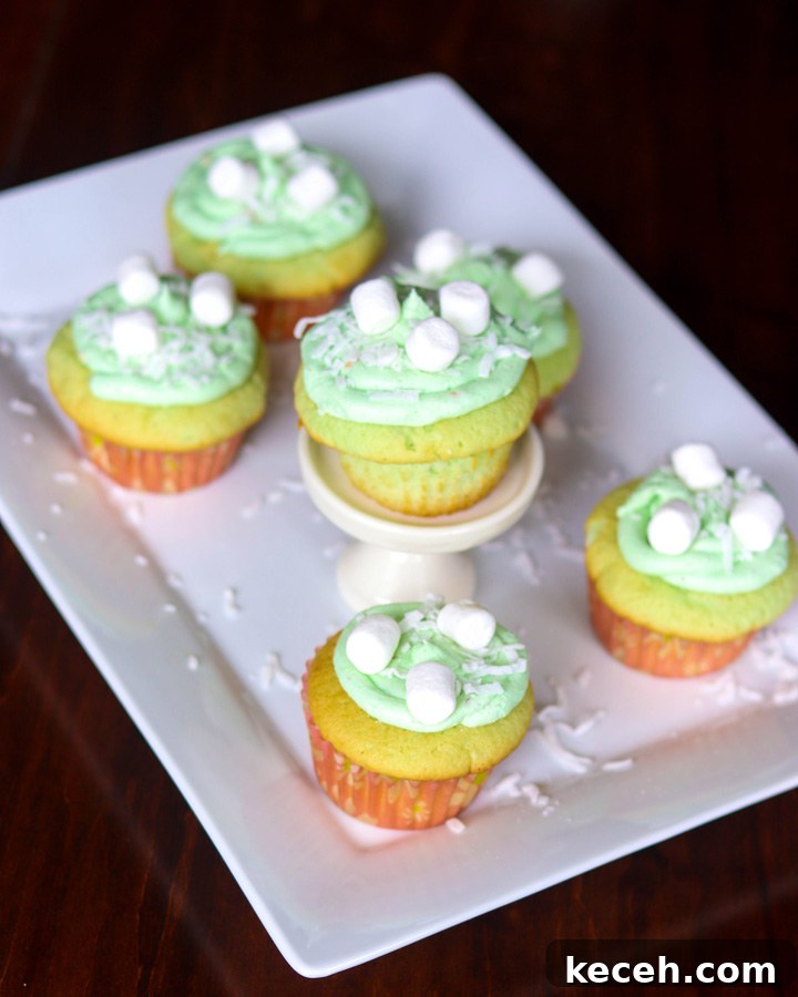 Pistachio Cupcakes with Creamy Pistachio Frosting 5 Easy Pistachio Cupcakes with Pistachio Frosting