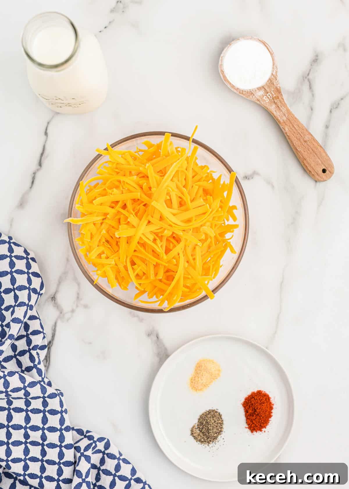 Creamy Cheese Sauce for Broccoli: Quick Recipe & Tips 4 ingredients needed to make cheddar cheese sauce